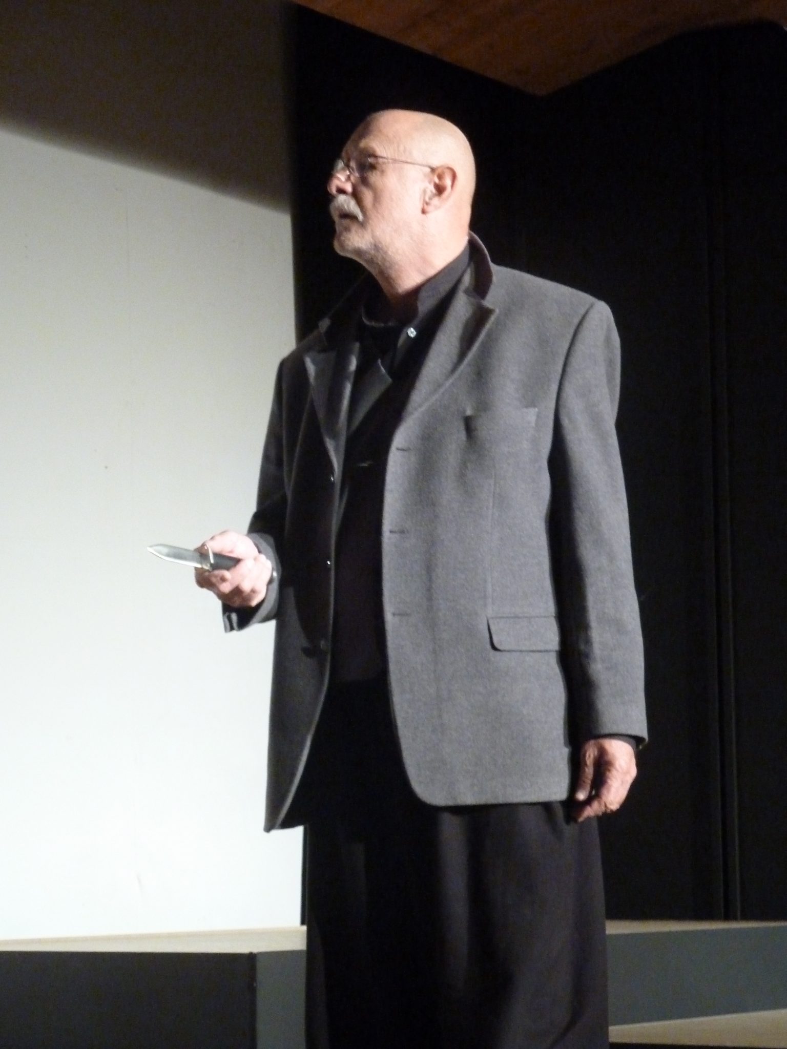 P1000842